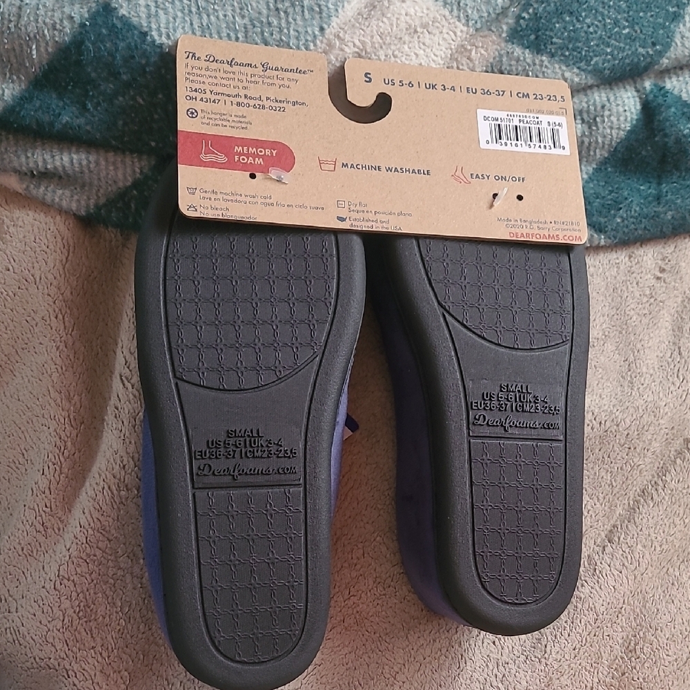 Dearfoams Navy Velvet Comfort Slippers - Picture 5 of 6
